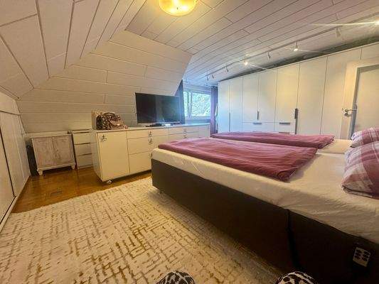 WOW * WAS EIN GROSSES SCHLAFZIMMER *