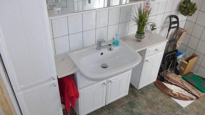 Bad zur Wohnung Obergeschoss