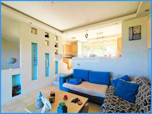 b52ef8156e114ab4898af1f7bd220728-original