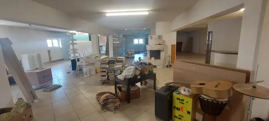 4)Lager Geschäfts- oder Bürofläche 1.OG 