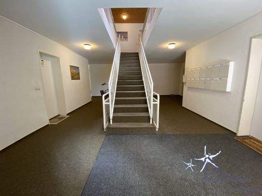 Gepflegtes Treppenhaus 1.0