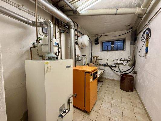 Kellerraum 6 mit Heizung