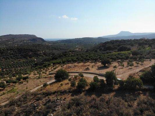 Kreta, Stilos: Baugrundstück mit Panoramablick auf Meer und Berge zu verkaufen