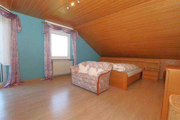 Schlafzimmer Dachgeschoss