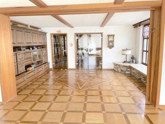 WOHNBEREICH TEILANSICHT 2