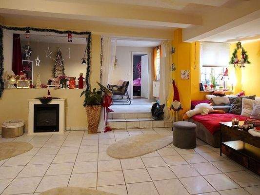 Wohnraum 1. OG li #2