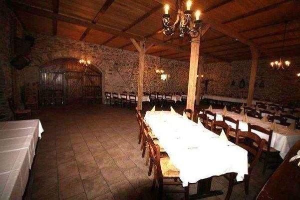 Partyscheune mit Platz für ca. 100 Personen (4)