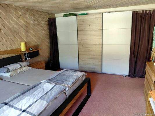 Schlafzimmer Bild 2