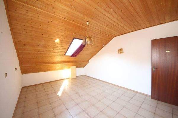 Küche - Zimmer 2 Dachgeschoss