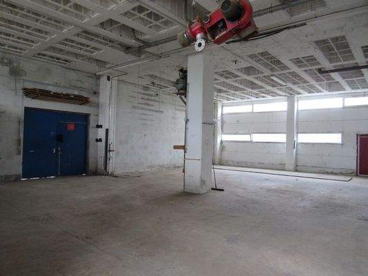 1. Bild Lagerhalle EG