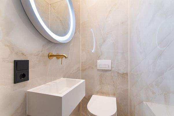 Elegantes Gästebad mit der Möglichkeit dieses als Duschbad zu vergrößern