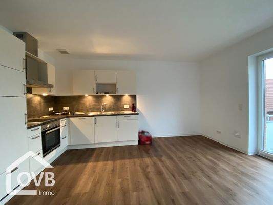 Küche mit EBK  (Wohnungsausstattung ähnlich, Nachbarwohnung)