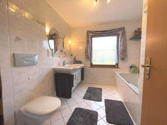 EG tagesbel. Bad ...