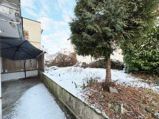 Terrasse mit eigenem Gartenanteil