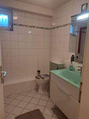 Duschbad Souterrain.jpg