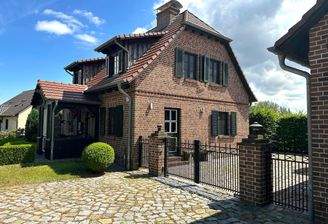 Haus Seite.JPG