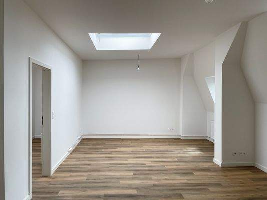 Wohnzimmer mit Oberlicht.JPG