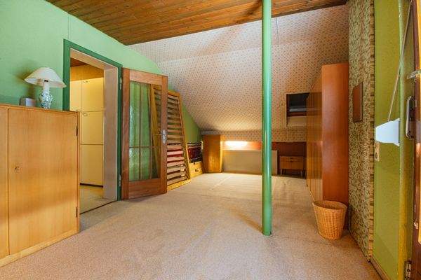 Kinder-/Gästezimmer