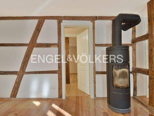 Wohnzimmer mit Holzofen OG