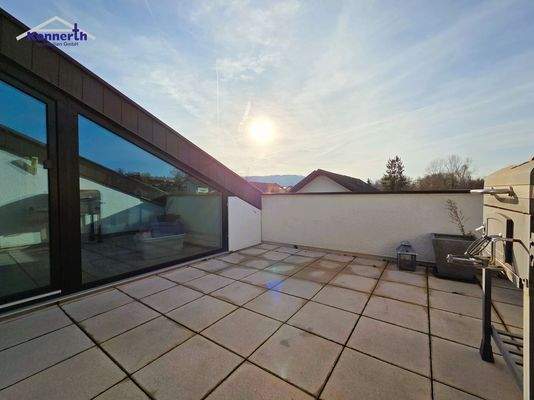 Großzügige Dachterrasse