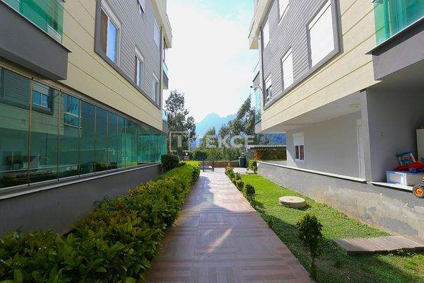 Furnished 3-Bedroom Apartment 5km from the Beach in Antalya