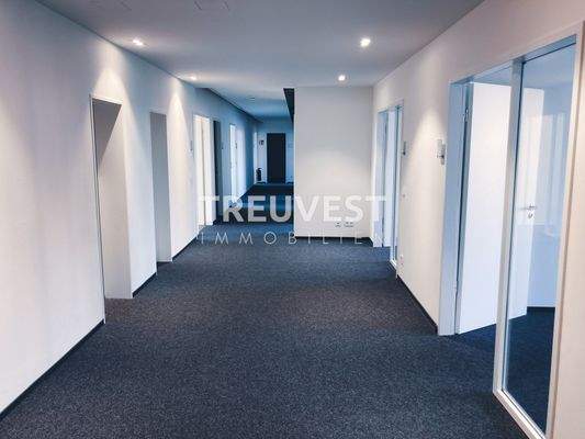 TREUVEST Büro mieten Düsseldorf-01