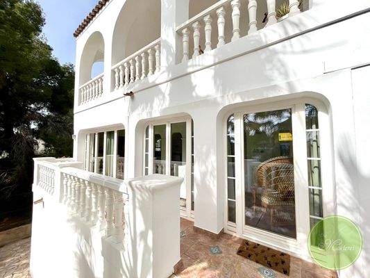  Untere Etage - Einliegerwohnung / Terrasse / Zugang zum Garten