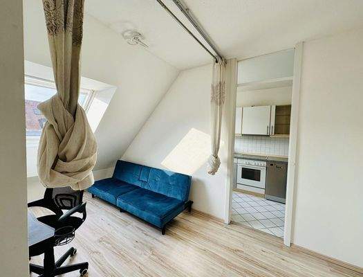 Arbeitszimmer / Working Room