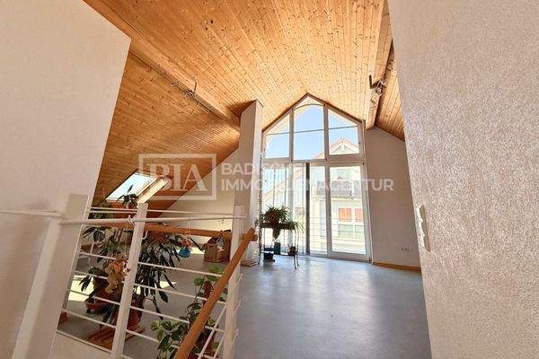 Traumhaftes Dachgeschoss mit hohen Decken