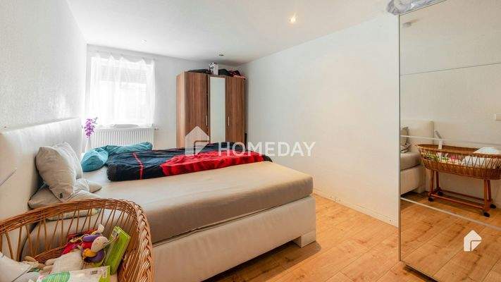 1. OG Schlafzimmer 2 1