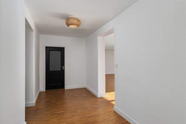 Flur im Erdgeschoss (9,78m²)