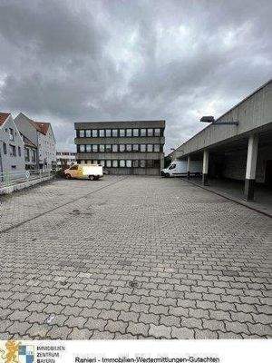 Parkplätze für Mitarbeiter 