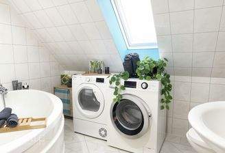 Bad - (KI bearbeitet)