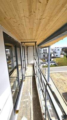 NEU 3-Zimmer 2.OG - Überdachter Balkon &amp; Weitblick