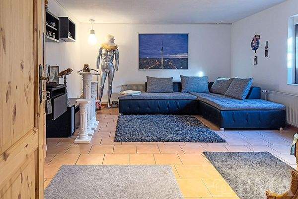 Wohnraum im Souterrain