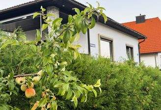 Bungalow am Fuße des Gfieders WNFL ca. 90 m², DG ausbaubar ca. 50 m², Stiege ins DG bereits vorhanden