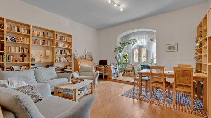 WE 4: Wohnzimmer 1. OG 