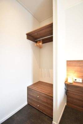 ferienhaus-kaufen-biddinghuizen-hauptschlafzimmer-