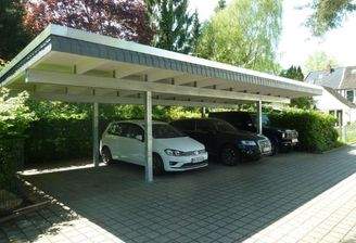 Carport mit 4 Stellplätzen