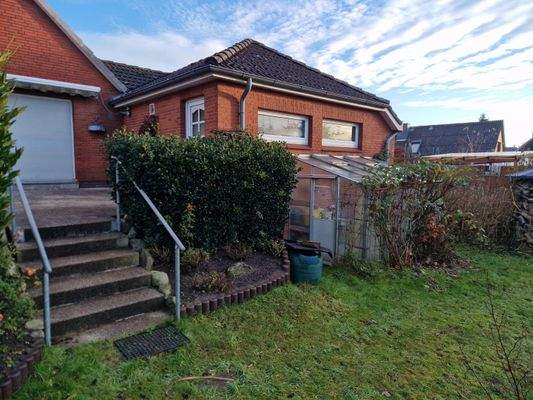 Kleines Gewächshaus oder Abstellmöglichkeit