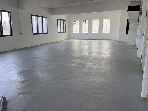 Weidhausen Halle, Weidhausen Hallenfläche