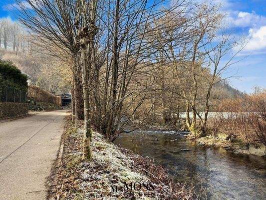 Wohnstraße bei der Garage