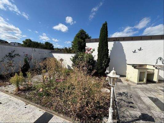 Terrasse und Garten