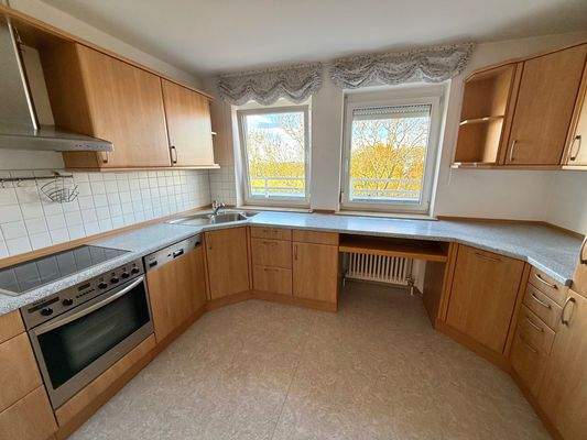 Küche inkl. EBK UG 