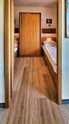 Tür vom Wohn- zum Schlafzimmer