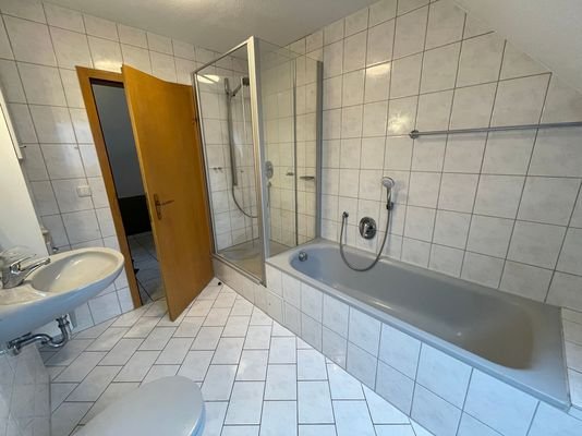 Bad hinten