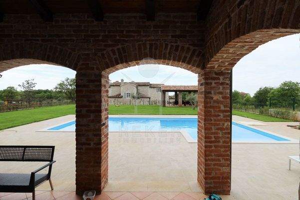 Überdachte Terrasse