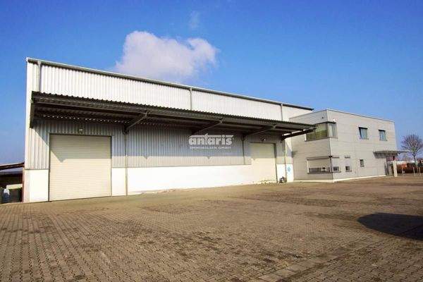 Fassadenansicht - Rolltore