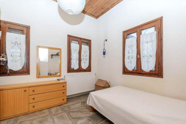 Traditionelle Villa in Pilion mit Meerblick 14.jpg