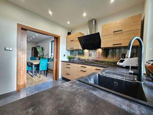 Osieczow-dom-na-przedaz-sprzed